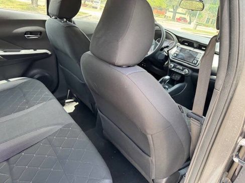 Used 2019 Nissan Kicks SV image 17