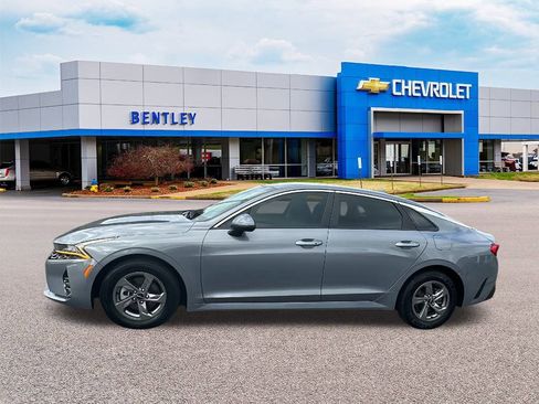 Used 2023 Kia K5 LXS image 2