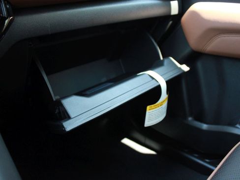 New 2025 GMC Canyon AT4 w/ Technology Plus Package image 29