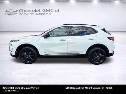 Used 2025 Buick Envision Sport Touring AWD/4WD image 2