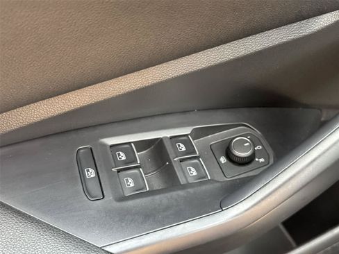 Used 2023 Volkswagen Jetta Sport FWD image 21