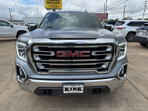Used 2022 GMC Sierra 1500 SLT w/ SLT Premium Plus Package AWD/4WD image 9