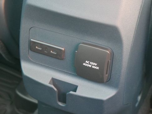 New 2025 Ford Maverick XLT w/ XLT Luxury Package image 28