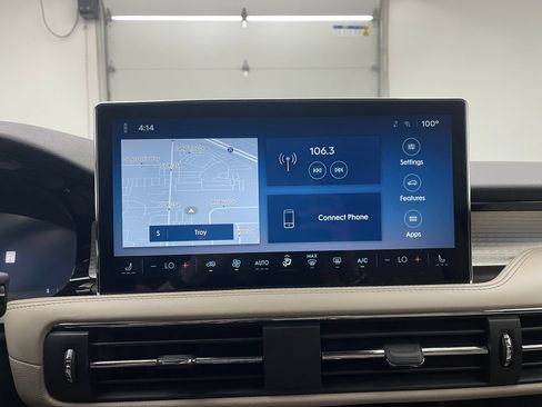 Used 2025 Lincoln Corsair FWD image 23