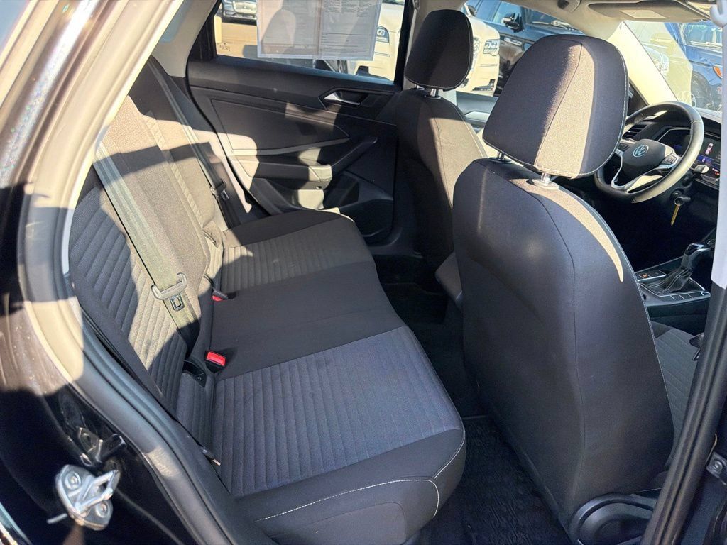 Used 2024 Volkswagen Jetta S FWD image 17