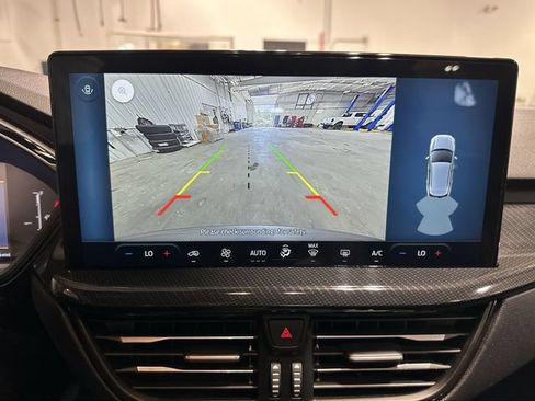 Certified 2025 Ford Escape ST-Line w/ Tech Pack #1 FWD image 29