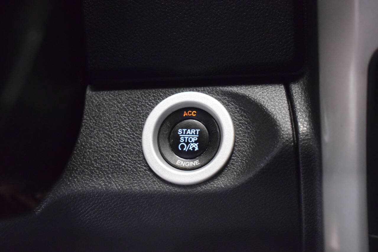 Used 2016 RAM 1500 Laramie w/ Convenience Group AWD/4WD image 52