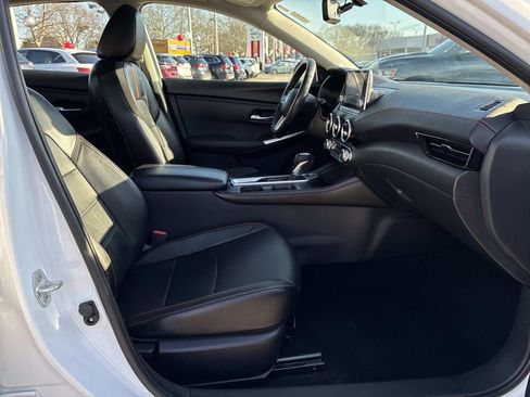 Certified 2023 Nissan Sentra SR w/ SR Premium Package image 10