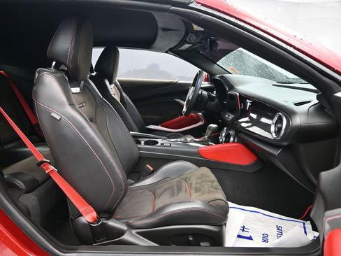 Used 2021 Chevrolet Camaro ZL1 image 31