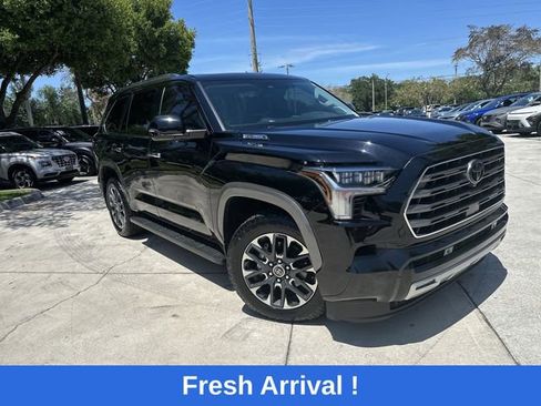 Used 2024 Toyota Sequoia Limited AWD/4WD image 31