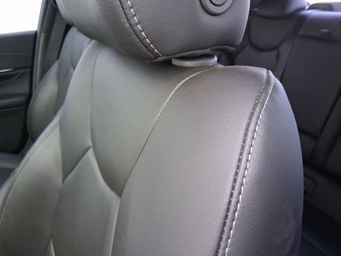 Used 2023 Cadillac CT4 Luxury RWD image 18