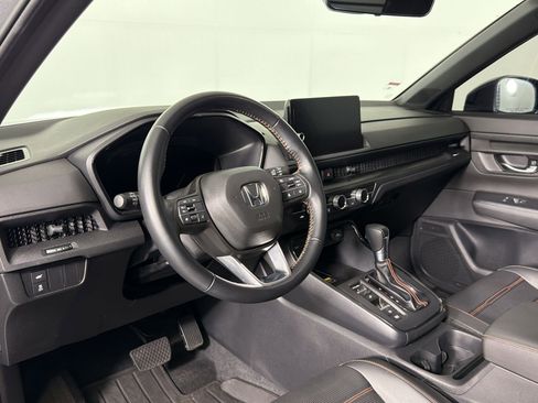 Used 2025 Honda CR-V Sport-L image 4