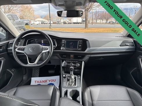 Used 2024 Volkswagen Jetta SE image 12