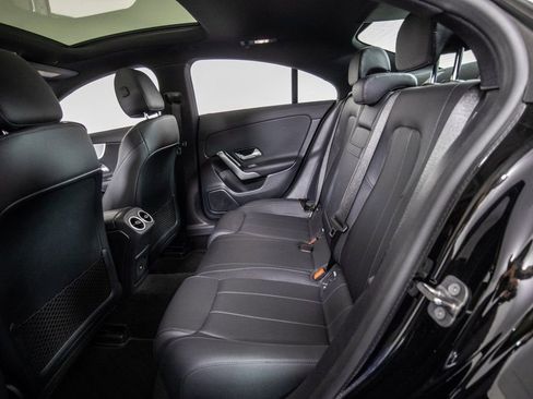 Used 2025 Mercedes-Benz CLA 250 image 10