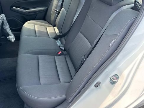 Used 2023 Nissan Altima 2.5 SV FWD image 19
