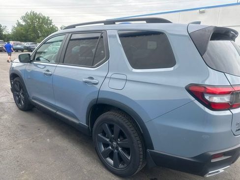 Used 2023 Honda Pilot Sport image 5