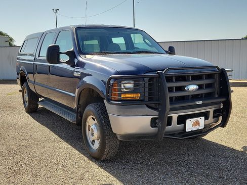 Used 2005 Ford F250 4x4 Crew Cab Super Duty image 5