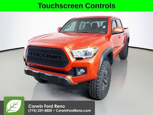 Used 2017 Toyota Tacoma TRD Off-Road w/ Tow Package AWD/4WD image 3