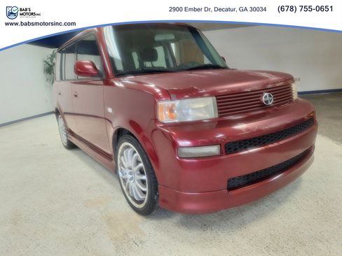 Used 2006 Scion xB FWD image 2