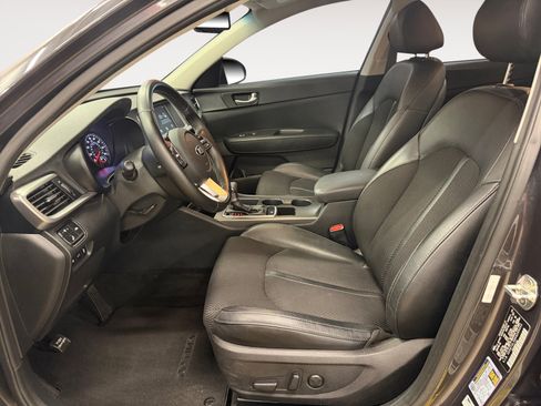 Used 2019 Kia Optima S FWD image 23