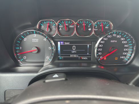 Used 2018 Chevrolet Silverado 1500 LT w/ All Star Edition image 10