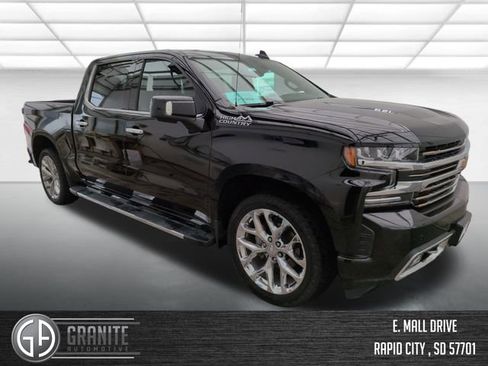 Used 2021 Chevrolet Silverado 1500 High Country w/ Technology Package AWD/4WD image 8