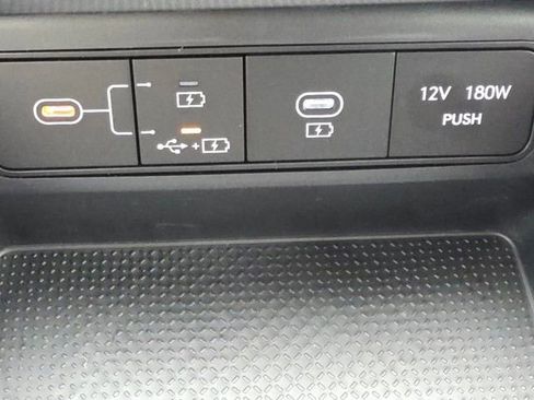 Certified 2025 Hyundai Santa Cruz SEL image 7