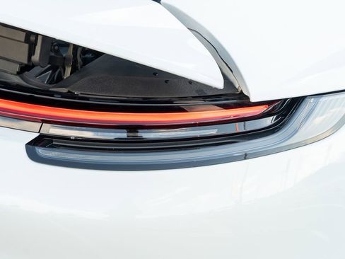 Used 2020 Porsche 911 Carrera 4S AWD/4WD image 15