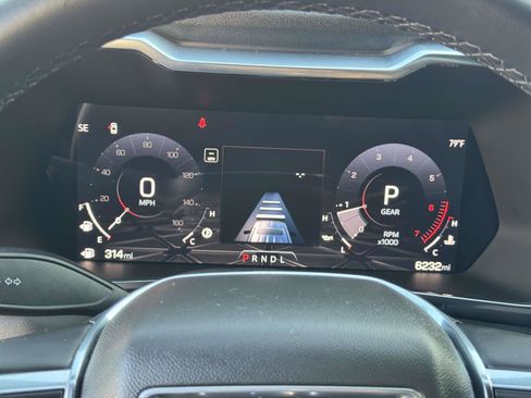 Used 2025 GMC Canyon Elevation w/ Convenience Package image 20