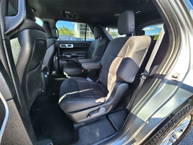 Used 2020 Ford Explorer XLT RWD image 25