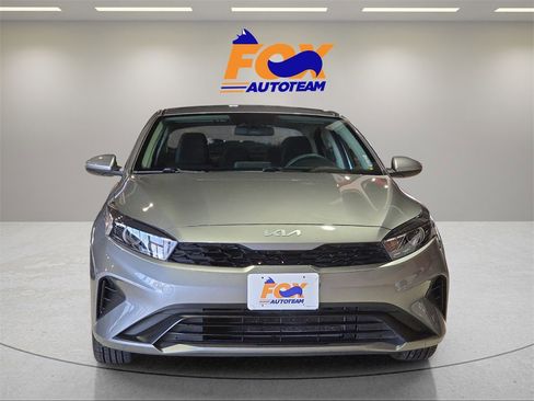 Used 2023 Kia Forte LXS image 4