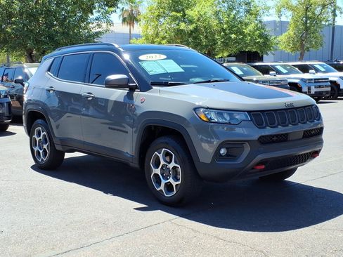 Used 2022 Jeep Compass Trailhawk w/ Trailer Tow Group AWD/4WD image 7