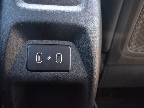 Used 2026 Hyundai Venue SEL FWD image 32