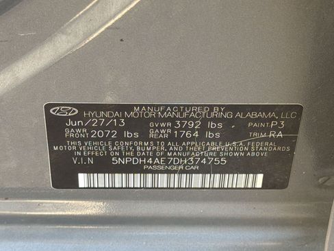 Used 2013 Hyundai Elantra GLS w/ Preferred Pkg FWD image 19