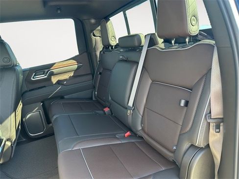New 2026 GMC Sierra 1500 Denali w/ Denali Reserve Package image 13