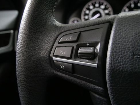 Used 2014 BMW 528i xDrive Sedan image 19