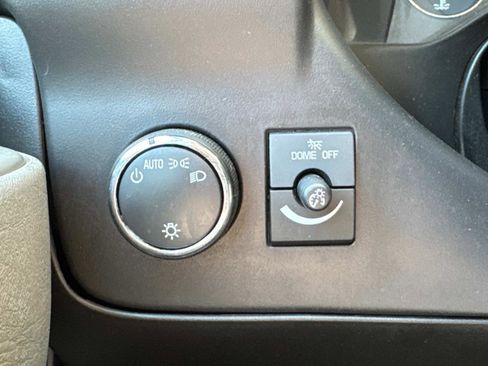 Used 2023 GMC Savana 2500 Extended w/ Driver Convenience Package image 27