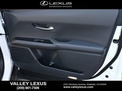 New 2026 Lexus UX 300h AWD image 17