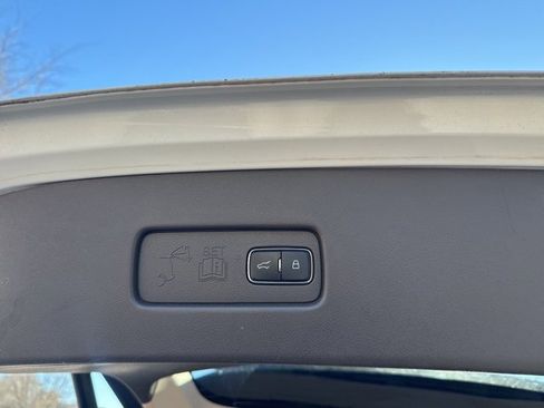 Used 2020 Lincoln Aviator Reserve w/ Equipment Group 202A image 25