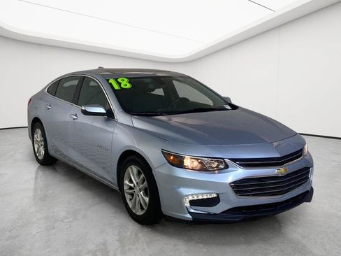 Used 2018 Chevrolet Malibu LT FWD image 36