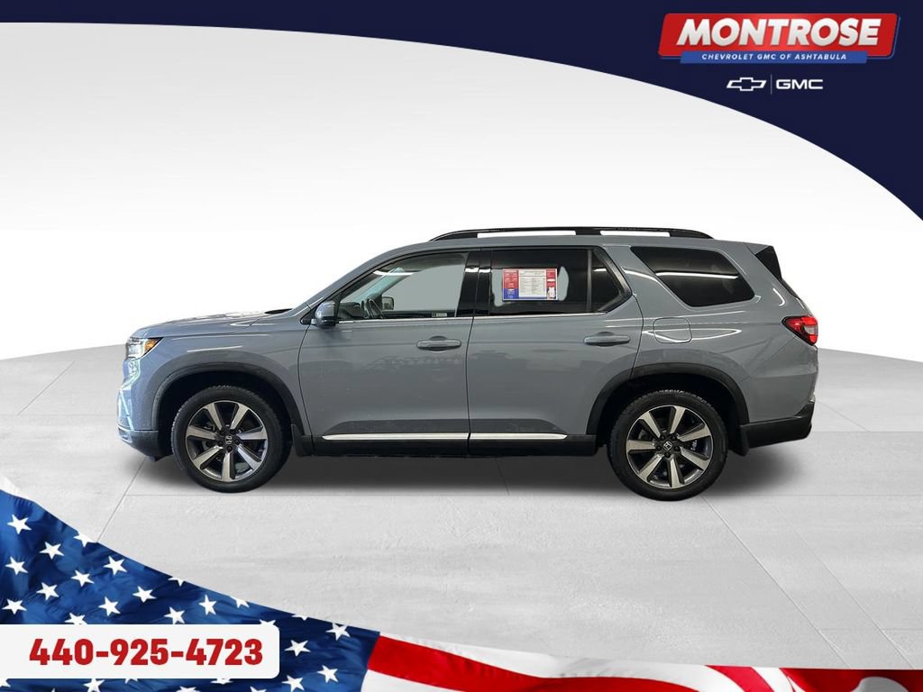 Used 2023 Honda Pilot Touring image 2