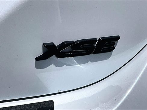 Used 2023 Toyota Camry XSE w/ Navigation Package FWD image 9