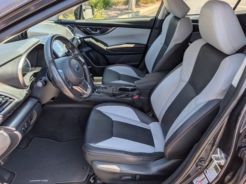 Used 2018 Subaru Crosstrek 2.0i Limited image 2