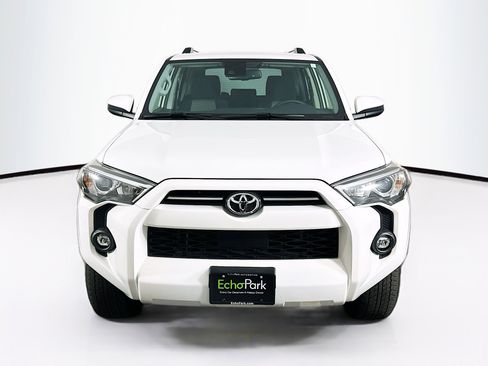 Used 2024 Toyota 4Runner SR5 image 2
