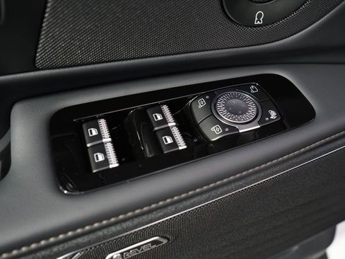 New 2026 Lincoln Nautilus Premier w/ Equipment Group 102A AWD/4WD image 23
