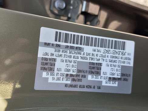 Certified 2025 MAZDA CX-70 Plug-In Hybrid w/ Premium Plus AWD/4WD image 23