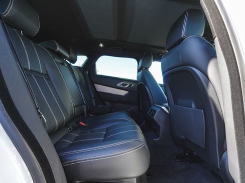 Used 2023 Land Rover Range Rover Velar R-Dynamic S image 33