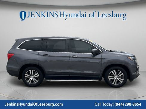 Used 2017 Honda Pilot EX-L image 3