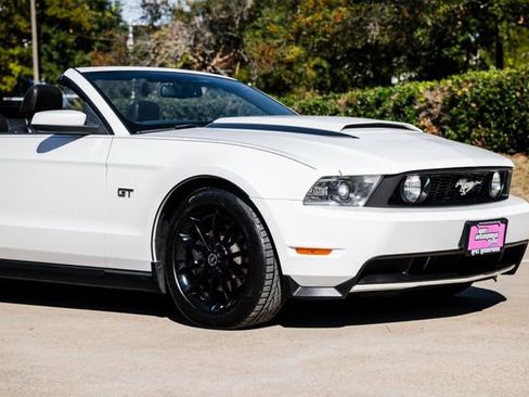 Used 2010 Ford Mustang GT Premium image 53
