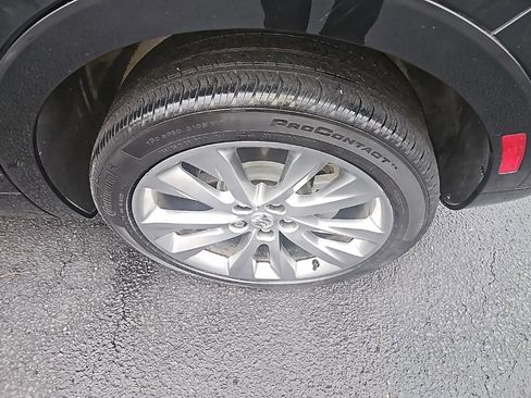 Used 2023 Buick Envision Avenir image 12